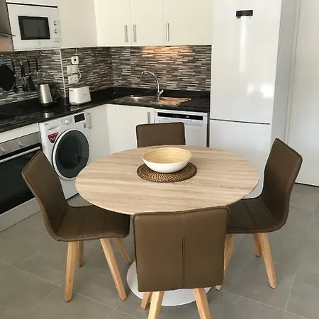 Boutique Luxury Seaview Apartment *